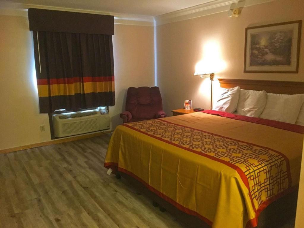 Americas Best Value Inn & Suites Thief River Falls Dış mekan fotoğraf