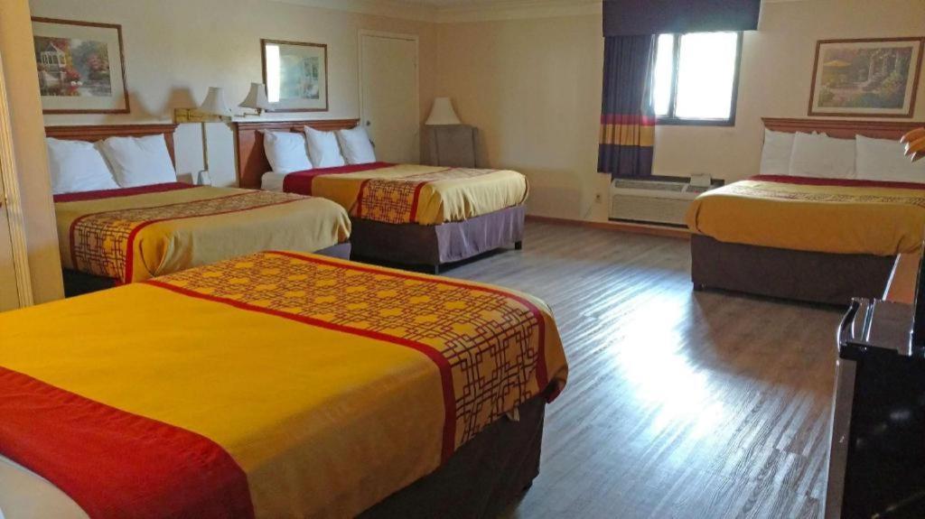 Americas Best Value Inn & Suites Thief River Falls Dış mekan fotoğraf