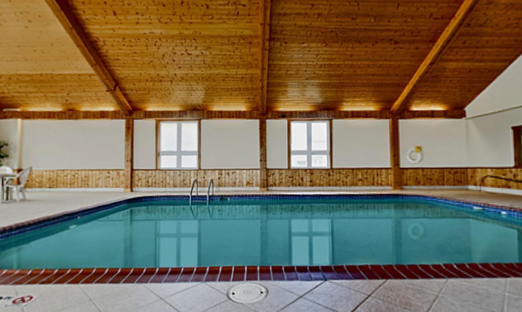 Americas Best Value Inn & Suites Thief River Falls Dış mekan fotoğraf